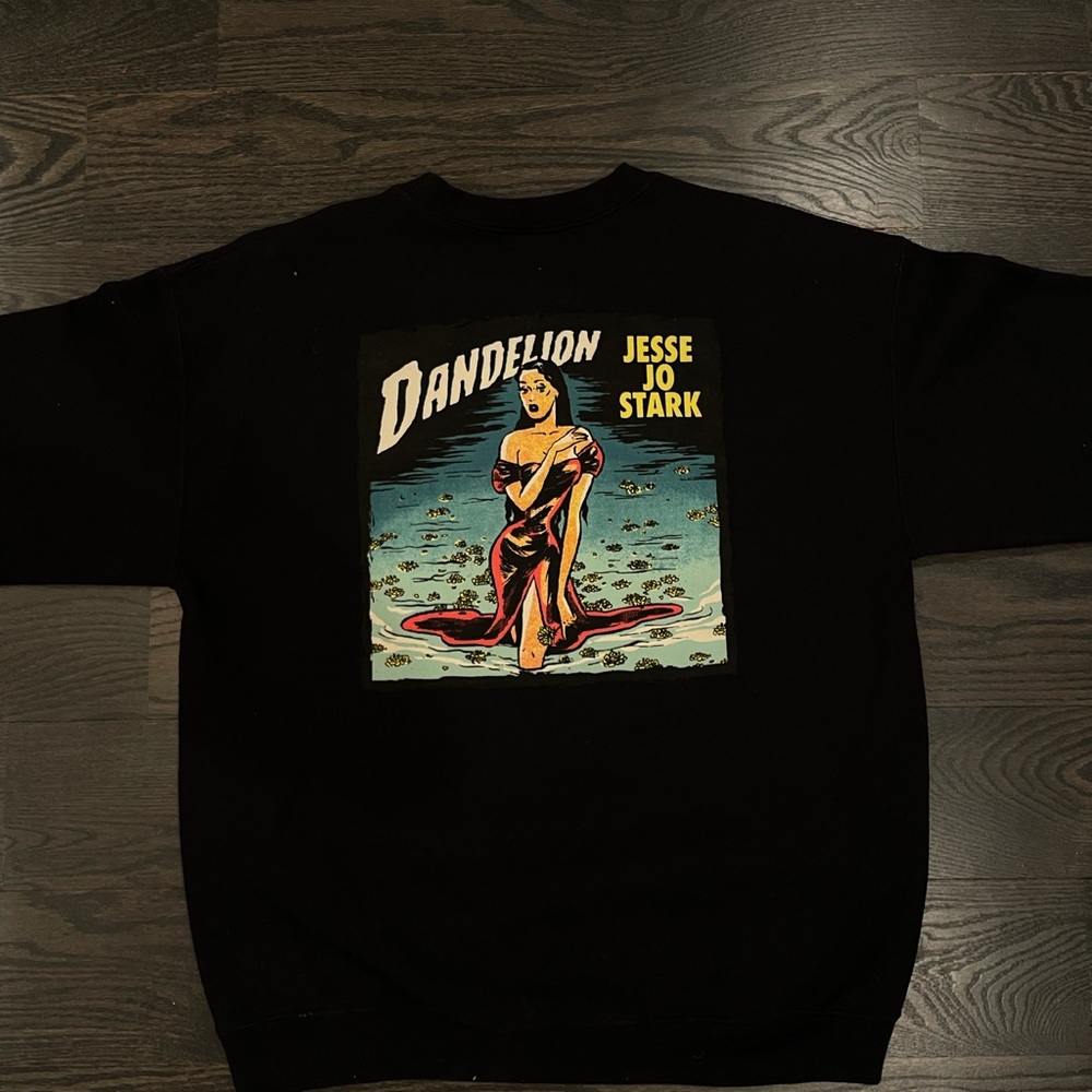 Deadly doll Jesse jo stark Crewneck